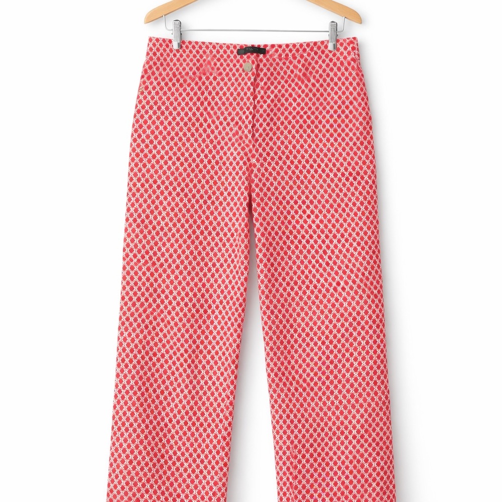 89th and Madison red and white Capri stretch